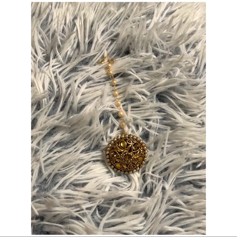 Indian Pakistani headpiece